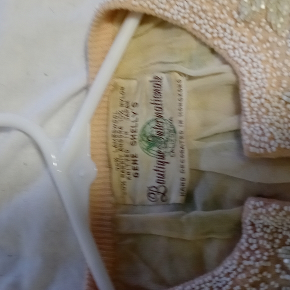 Gene Shelly's Boutique Internationale California beautiful beaded sweater! - Picture 2 of 5